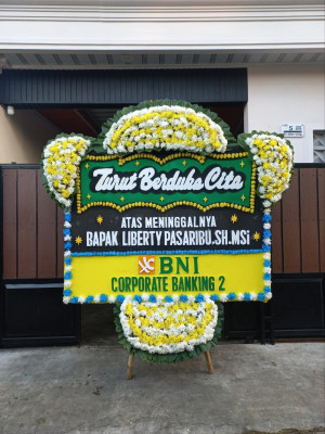 Papan Bunga Duka di Bungku Tengah
