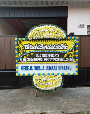 Papan Bunga Duka di Bungku Tengah